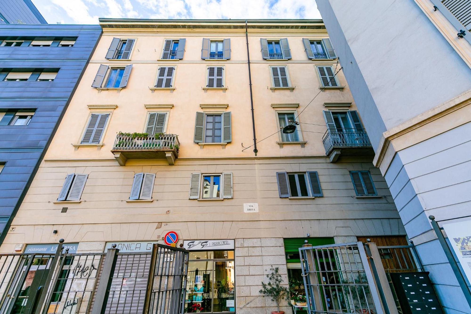 Dream Suites Milano Brisa Meravigli Exterior photo